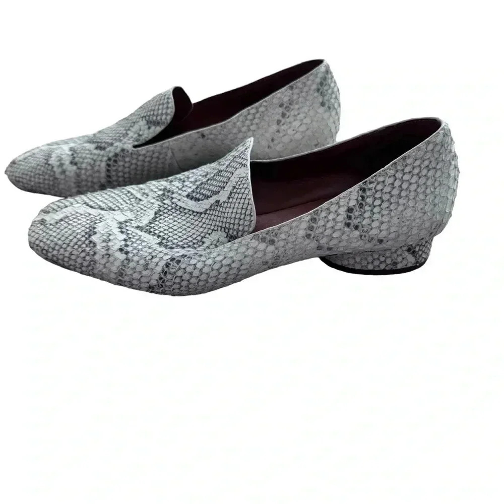 Franco Sarto Faux Snake Print Pointed Toe Loafers, women’s Size 9 - Picture 2 of 5